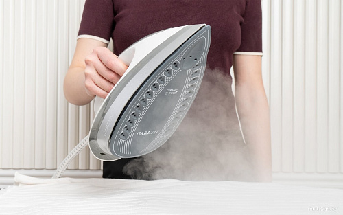 Утюг Garlyn GST-10 Pro