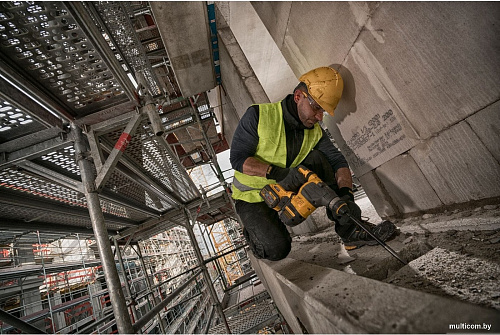 Перфоратор DeWalt DCH333X2 (с 2-мя АКБ, кейс)
