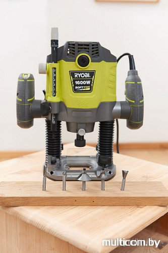 Вертикальный фрезер Ryobi RRT1600-K (5133002421)