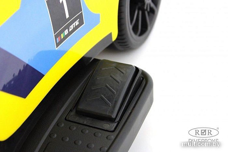 Каталка RiverToys F003FF-P (желтый)