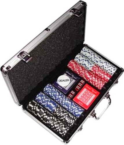 Настольная игра Zez Набор для покера в чемодане 300 фишек B-1