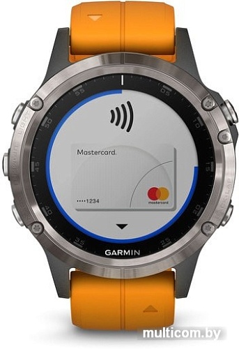 Умные часы Garmin Fenix 5 Plus Sapphire (титановый/оранжевый)