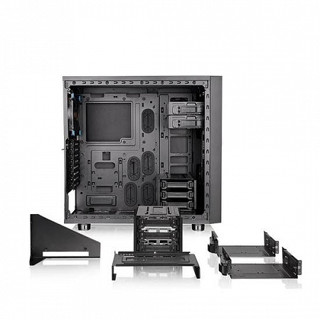 Корпус Thermaltake Core X31 Tempered Glass Edition [CA-1E9-00M1WN-03]