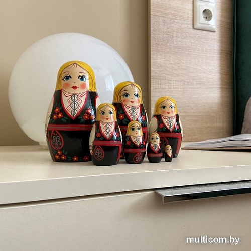 Развивающая игра Брестская Матрешка Девушка в норвежском традиционном костюме (набор 7 шт)