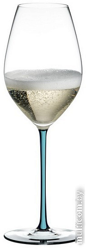 Бокал для вина Riedel Fatto a Mano Champagne 4900/28T