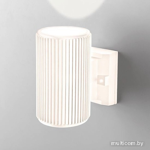 Уличный настенный светильник Elektrostandard Strict 1404 Techno (песочно-белый)