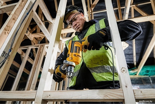 Ударная дрель DeWalt DWD024K (кейс)