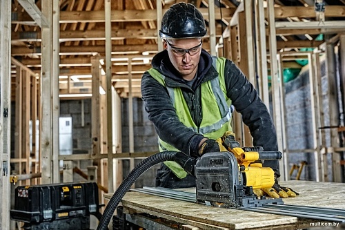 Дисковая погружная DeWalt DCS520T2 (с 2-мя АКБ, кейс)