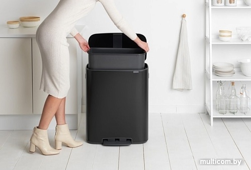 Brabantia Bo Pedal Bin 60 л (черный матовый)