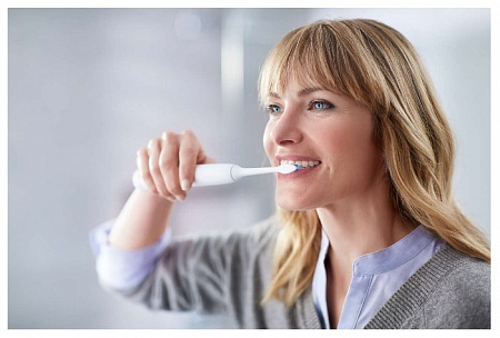 Электрическая зубная щетка Philips Sonicare ProtectiveClean 4500 HX6829/14