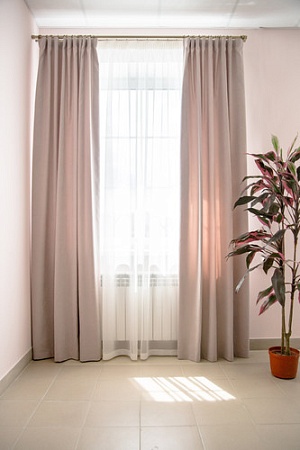 Комплект штор Decoretto Сатин светлая пудра ССП-K29 4x2.5 м (светло-розовый, 2 шт)