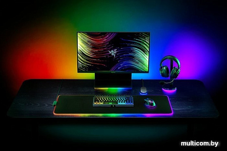 Коврик для стола Razer Strider Chroma
