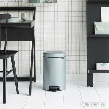 Brabantia Pedal Bin NewIcon 12 л (мятный металлик)