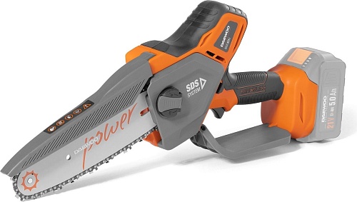 Аккумуляторная пила Daewoo Power DACS 821Li (без АКБ)