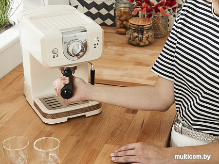 Рожковая помповая кофеварка Moulinex Soleil XP330A10