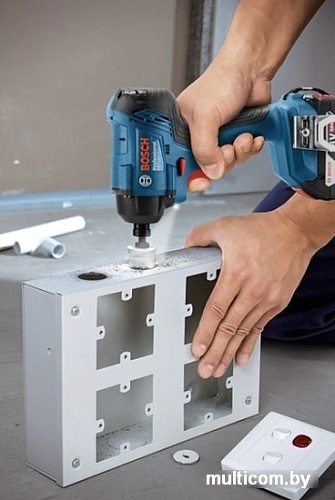 Винтоверт Bosch GDR 180-LI Professional 06019G5123 (с 2-мя АКБ, кейс)