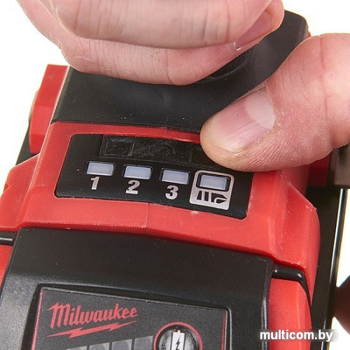 Винтоверт Milwaukee M18 FID2-0X 4933464087 (без АКБ, кейс)