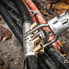 Инструмент для болтовых соединителей и наконечников Milwaukee M18 M18BSBT-202X 4933493289 (с 2-мя АКБ, кейс)