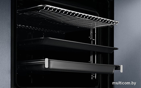 Electrolux SteamBake PRO 600 KODEC70BZ
