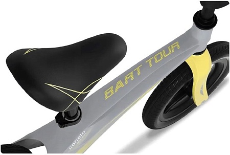 Lionelo Bart (tour grey stone)