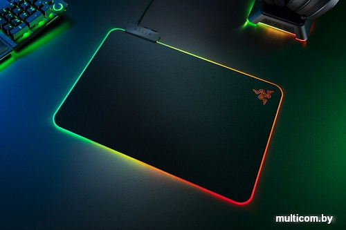 Коврик для мыши Razer Firefly V2