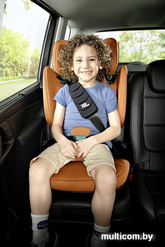Детское автокресло Britax Romer Kidfix i-Size (golden cognac)