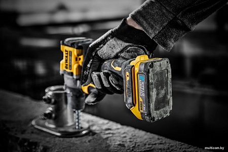 Ударная дрель-шуруповерт DeWalt DCD805E2T (с 2-мя АКБ 1.7 Ач, кейс)