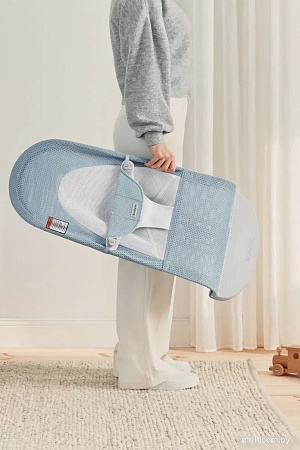 Шезлонг BabyBjorn Balance Mesh 0051.43 (sky blue)