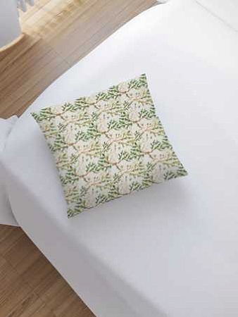 Чехол на подушку JoyArty Ветки хвои sl_185484