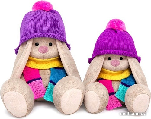 Классическая игрушка BUDI BASA Collection Зайка Ми в шапке и полосатом шарфе SidS-562 (18 см)