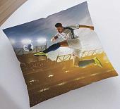 Чехол на подушку JoyArty Над трибуной sl_37288382