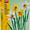 Конструктор LEGO Creator Expert 40747 Нарциссы