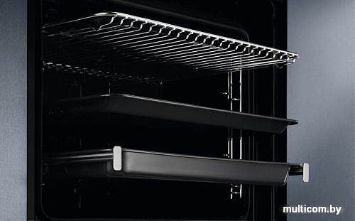 Electrolux SurroundCook 600 EOF5C50BZ