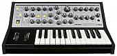Синтезатор Moog Sub Phatty