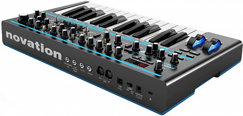 Синтезатор Novation Bass Station II