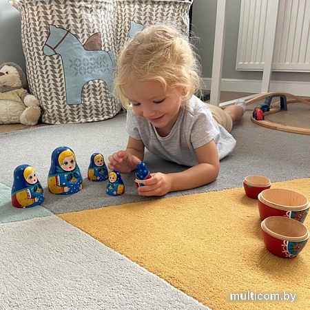Развивающая игра Брестская Матрешка В синем платке и сарафане с цветочным декором (набор 7 шт)