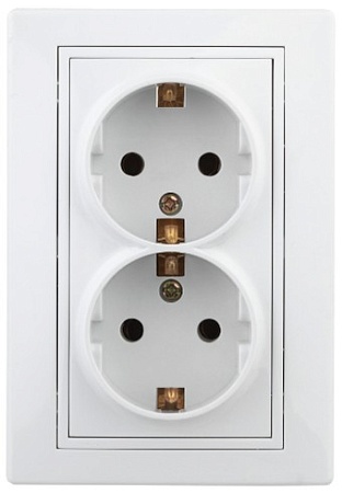 Розетка Intro 1-205-01