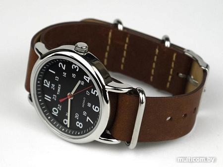 Наручные часы Timex TW2R63100