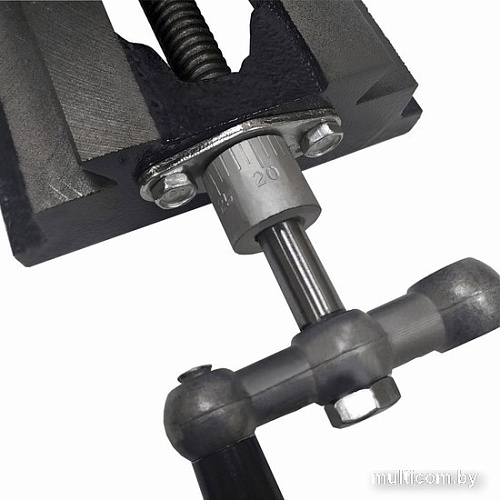 Тиски Белмаш CV100