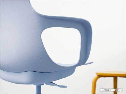 Офисный стул Ikea Одгер (бежевый) 503.952.64