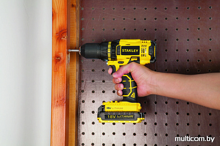 Дрель-шуруповерт Stanley SCD20C2K