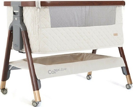 Приставная детская кроватка Tutti Bambini CoZee Luxe с колесами (walnut/cream)