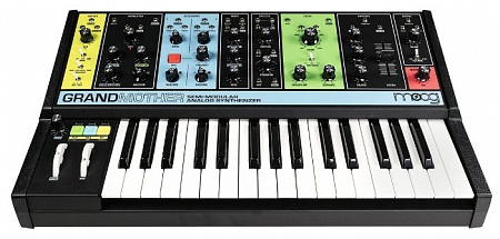 Синтезатор Moog Grandmother