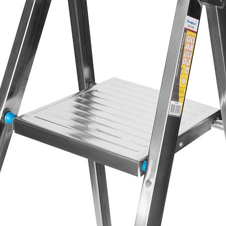 Лестница-стремянка Remocolor 63-0-156 (6 ступеней)