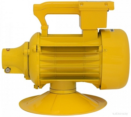 Вибратор площадочный Калибр ВЭС-2200М