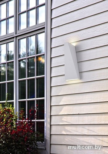 Уличный настенный светильник Maytoni Times Square O580WL-L6W