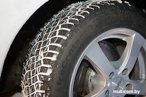 Автомобильные шины Continental IceContact 2 215/55R17 98T