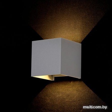 Уличный настенный светильник Maytoni Fulton O572WL-L6GR