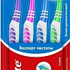 Набор зубных щеток Colgate Эксперт чистоты средняя жесткость (4 шт)