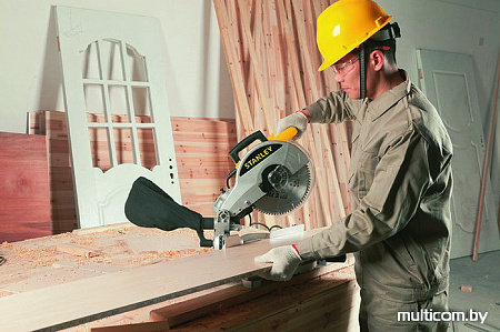 Дисковая пила Stanley STSM1510